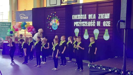 Happening ekologiczny z okazji Dnia Ziemi w PSP w Głowaczowie