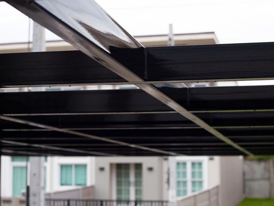 Jak wybrać aluminiowe zadaszenie tarasu?