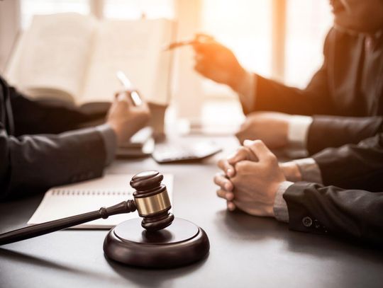 Kiedy warto udać się do adwokata w Markach? 5 najczęstszych sytuacji