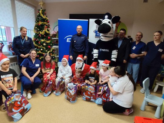 Mikołajkowa wizyta na Oddziale Pediatrycznym szpitala w Kozienicach