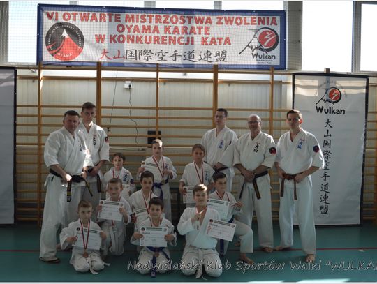 VI Mistrzostwa Zwolenia Oyama Karate w konkurencji Kata